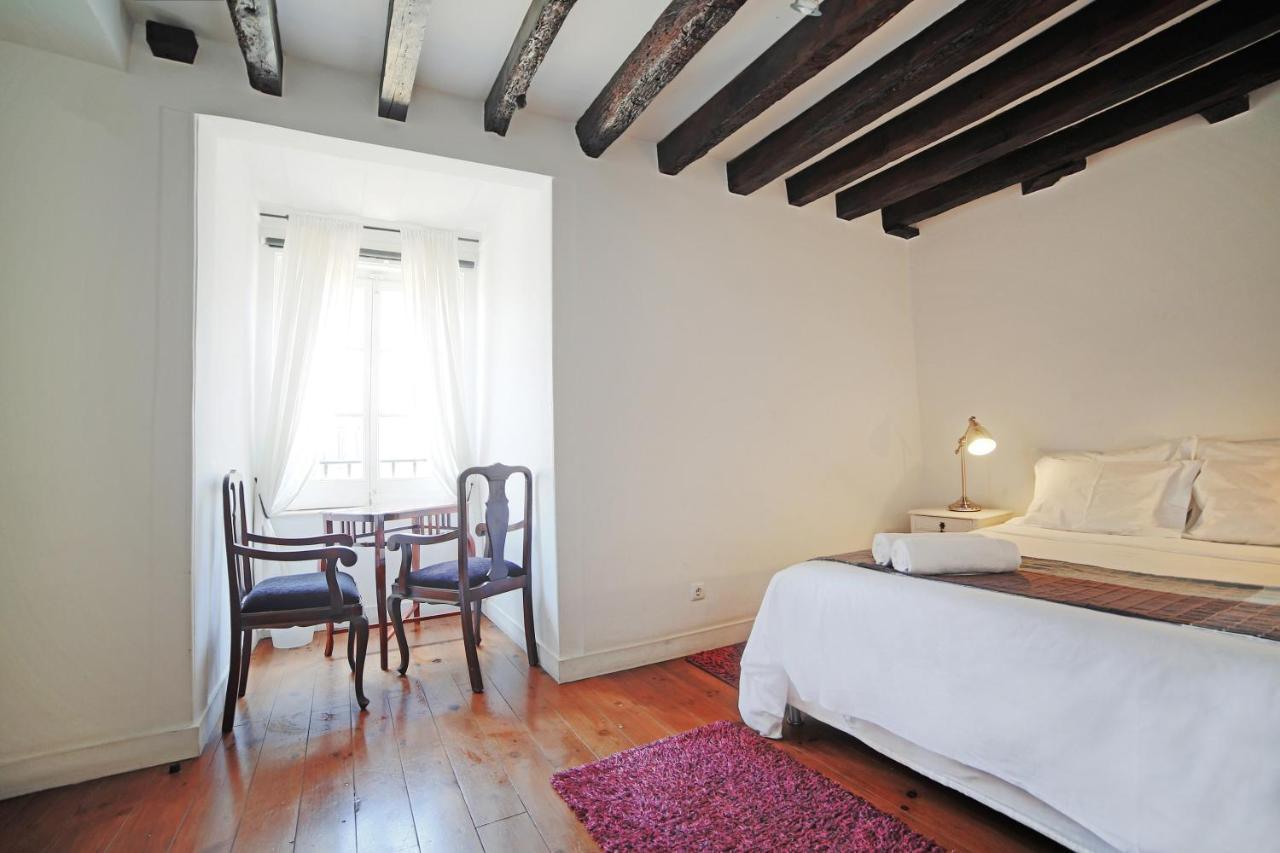 Rossio Hostel Lisbon Exterior photo